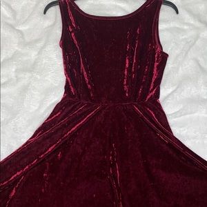 Burgundy dress, velvet fabric✨